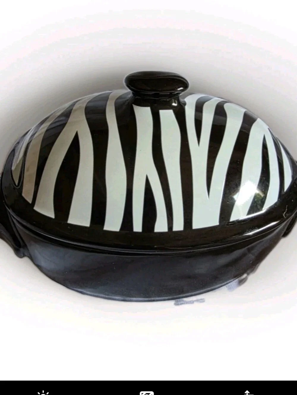 NIB Celebrating Home Covered Baking Dish 7